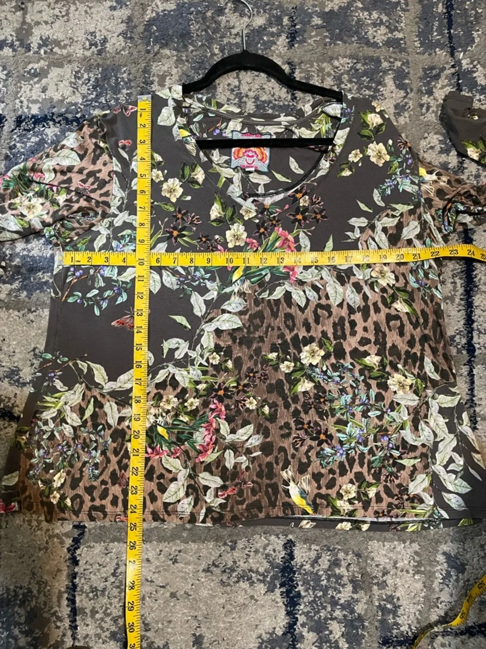 Johnny Was Ash Bird Floral Print Top Size L - Picture 14 of 16